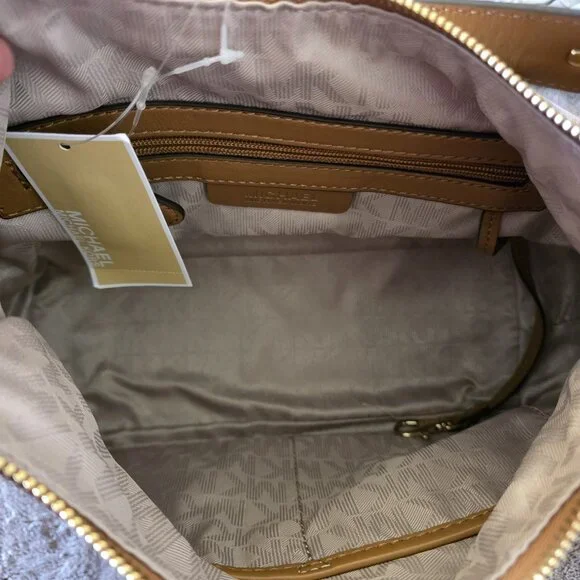 Michael Kors Isabella Leather Hobo Bag Convertible Crossbody Acorn NWT - Picture 11 of 16